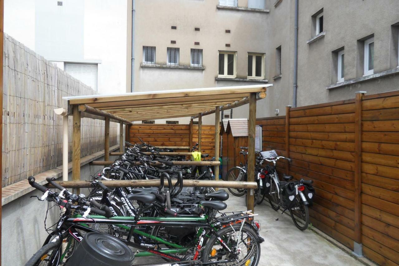 Loire Velo 3 Appartements Moderne Velo Parking 20 Places Velos Centre Ville Historique 布鲁瓦 外观 照片